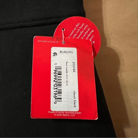 Spanx | NWT Faux Suede Mini Skirt A-Line Skort Built in Shorts Black Size XL - Picture 5 of 11